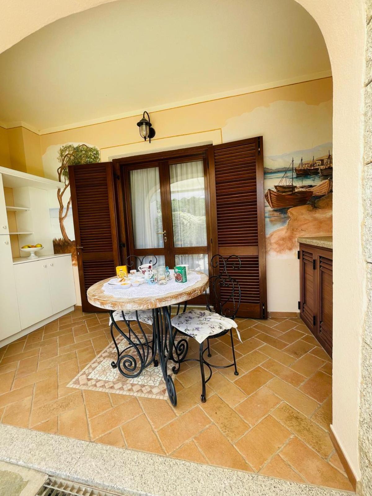 Appartamento Le Querce Vaccileddi Exterior photo